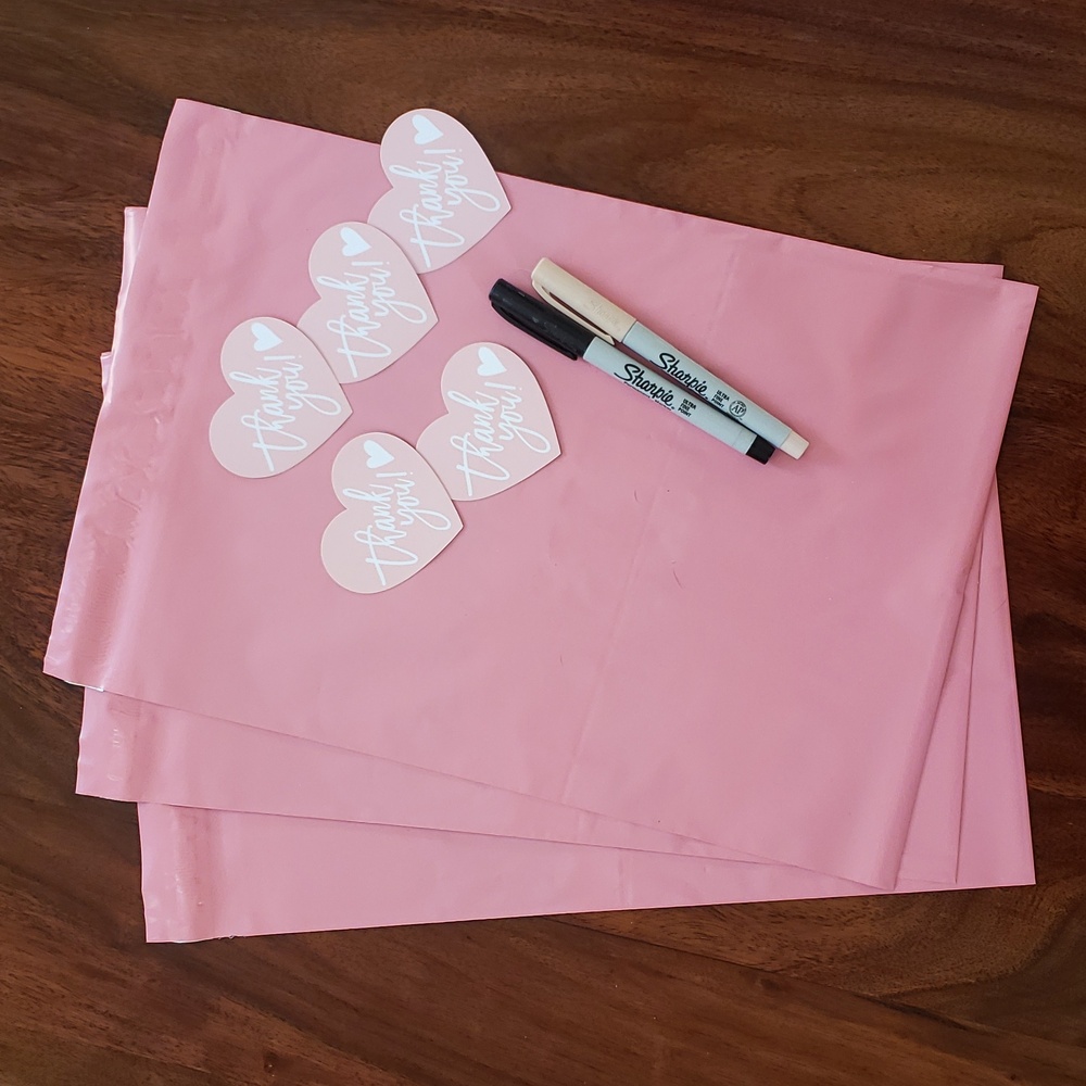 50 Piece Pink Hearts Boutique Shipping Bundle | Polymailers Cards Stickers - Picture 7 of 7